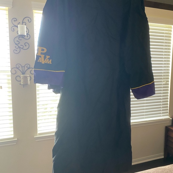 Other Graduation Cap And Gown 222 Prairie View Am University Poshmark